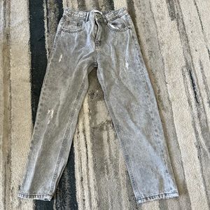 Gray kids Zara “mom fit” jeans…I’m willing to drop the price :)